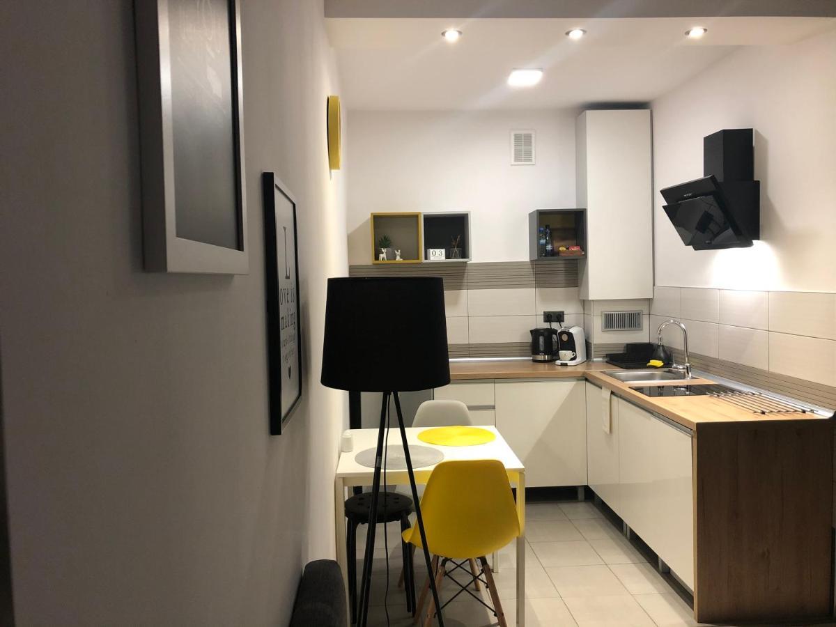 Apartament Szczesliwa 13 - Plac Ratuszowy Jelenia Gora Exterior photo