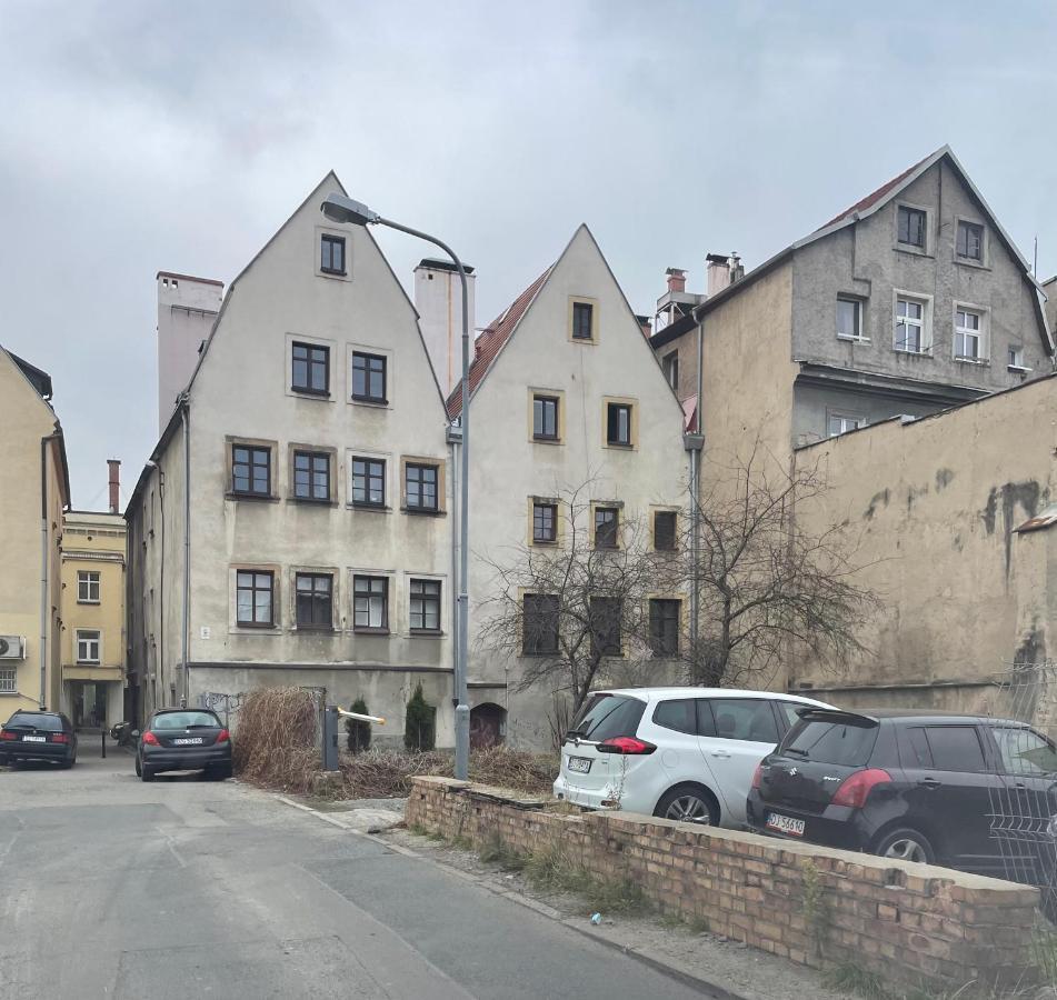 Apartament Szczesliwa 13 - Plac Ratuszowy Jelenia Gora Exterior photo